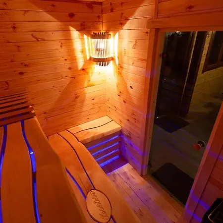 Całoroczny Sówka Na Kaszubach Z Banią I Sauną Na Wyłączność, Wspólny Basen I Bilard Z Domkiem Jeleniówka - Ostrowite Leśna Dolina