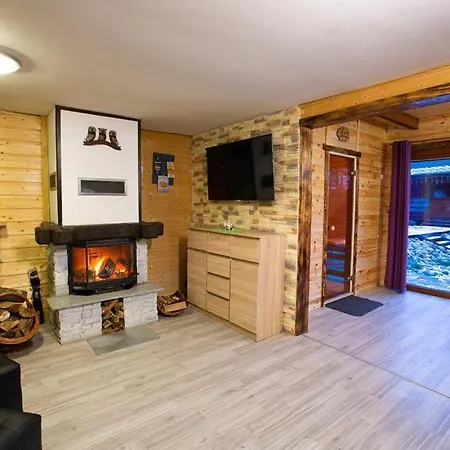 Całoroczny Sówka Na Kaszubach Z Banią I Sauną Na Wyłączność, Wspólny Basen I Bilard Z Domkiem Jeleniówka - Ostrowite Leśna Dolina * Sulęczyno