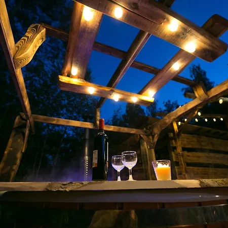 Dom wakacyjny Całoroczny Sówka Na Kaszubach Z Banią I Sauną Na Wyłączność, Wspólny Basen I Bilard Z Domkiem Jeleniówka - Ostrowite Leśna Dolina Sulęczyno