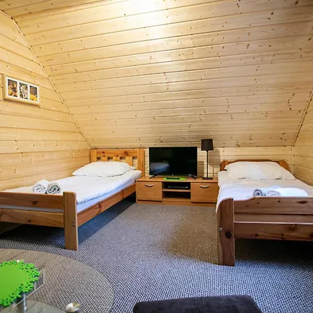 Całoroczny Sówka Na Kaszubach Z Banią I Sauną Na Wyłączność, Wspólny Basen I Bilard Z Domkiem Jeleniówka - Ostrowite Leśna Dolina * Sulęczyno