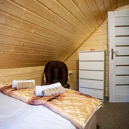 Całoroczny Sówka Na Kaszubach Z Banią I Sauną Na Wyłączność, Wspólny Basen I Bilard Z Domkiem Jeleniówka - Ostrowite Leśna Dolina