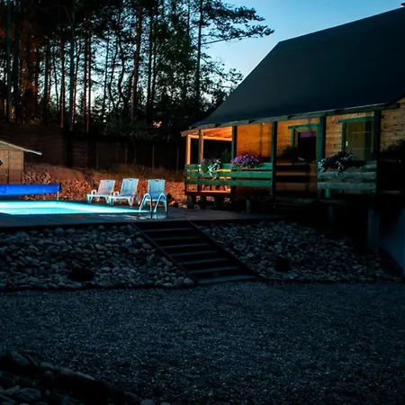 Dom wakacyjny Całoroczny Sówka Na Kaszubach Z Banią I Sauną Na Wyłączność, Wspólny Basen I Bilard Z Domkiem Jeleniówka - Ostrowite Leśna Dolina