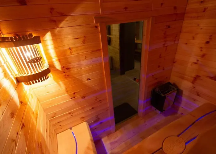 Caloroczny Sowka Na Kaszubach Z Bania I Sauna Na Wylacznosc, Wspolny Basen I Bilard Z Domkiem Jeleniowka - Ostrowite Lesna Dolina