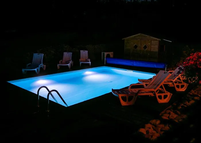 Prázdninový dům Caloroczny Sowka Na Kaszubach Z Bania I Sauna Na Wylacznosc, Wspolny Basen I Bilard Z Domkiem Jeleniowka - Ostrowite Lesna Dolina *