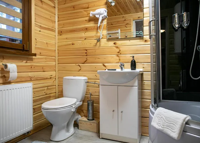 Prázdninový dům Caloroczny Sowka Na Kaszubach Z Bania I Sauna Na Wylacznosc, Wspolny Basen I Bilard Z Domkiem Jeleniowka - Ostrowite Lesna Dolina *