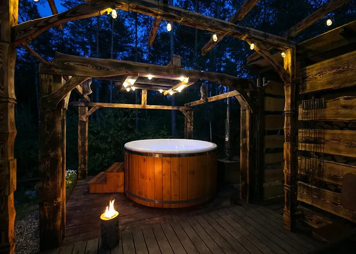 Caloroczny Sowka Na Kaszubach Z Bania I Sauna Na Wylacznosc, Wspolny Basen I Bilard Z Domkiem Jeleniowka - Ostrowite Lesna Dolina Prázdninový dům