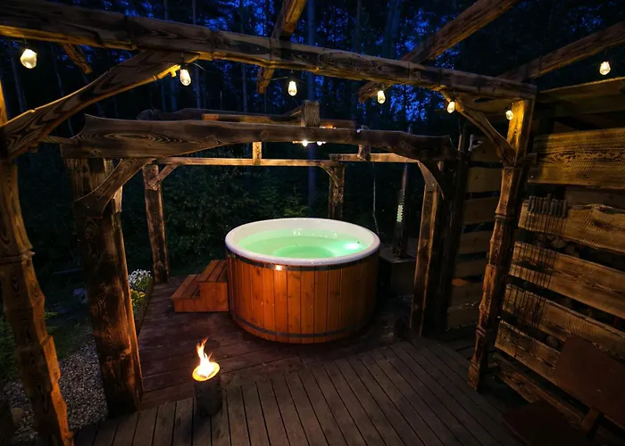 Caloroczny Sowka Na Kaszubach Z Bania I Sauna Na Wylacznosc, Wspolny Basen I Bilard Z Domkiem Jeleniowka - Ostrowite Lesna Dolina Prázdninový dům *